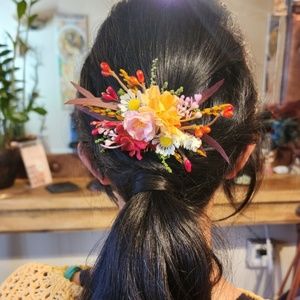 Mini Flower Hair Comb Bridal Accessory